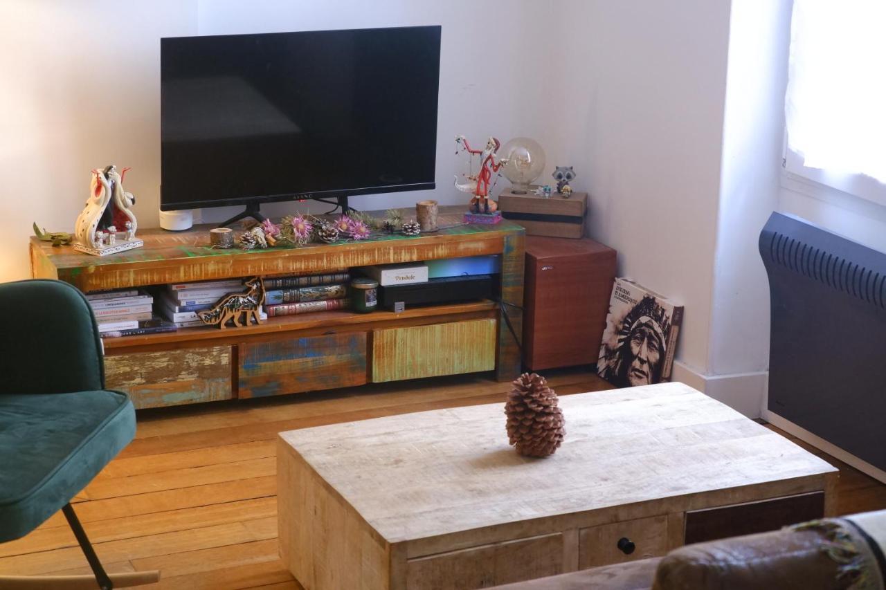 Cosy Magical Flat Apartment Париж Екстериор снимка